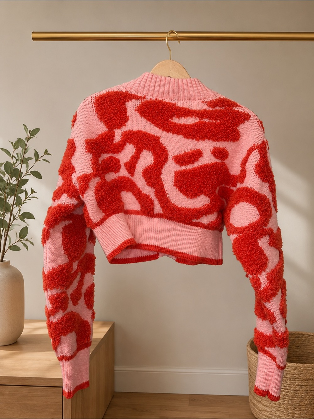 Daisy Pink Fuzzy Abstract Cropped Cardigan - Picture 2 of 4